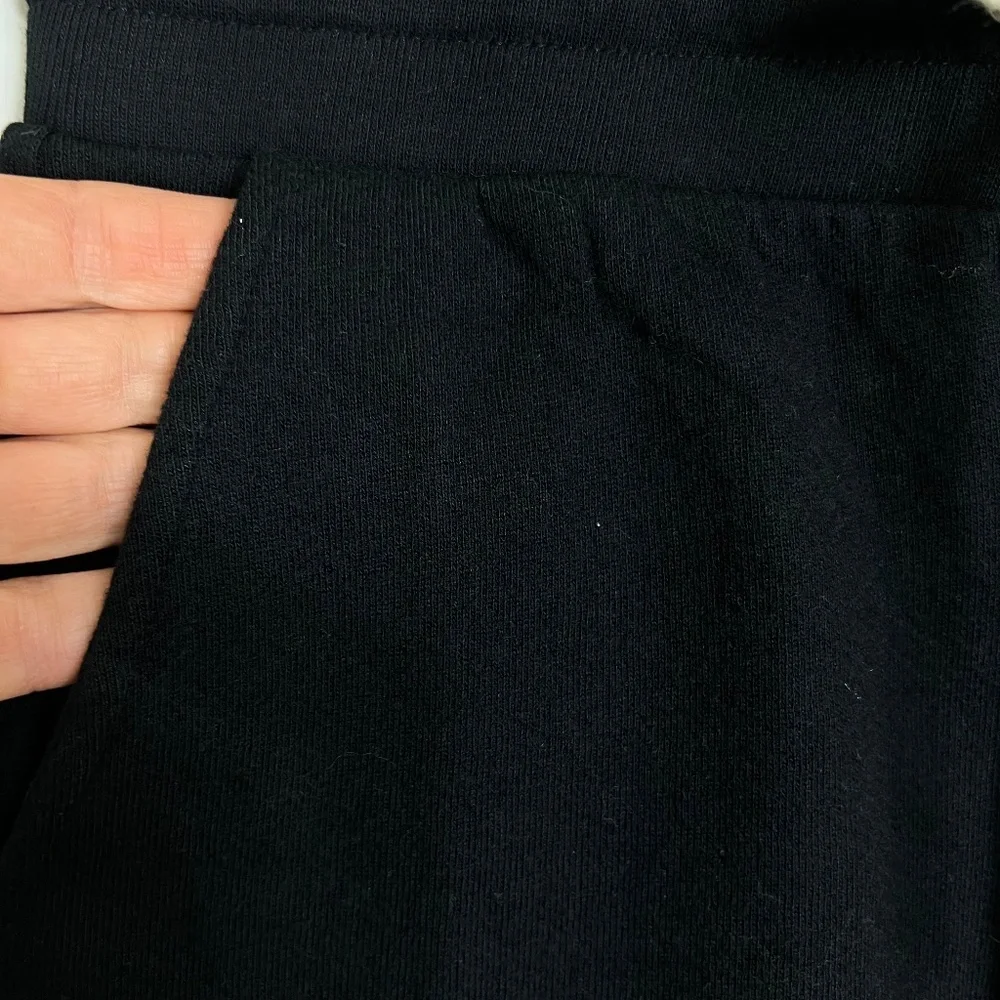 n:PHILANTHROPY COCO Short, Black cat, XS Distressed,‎ Oversized, Relaxed